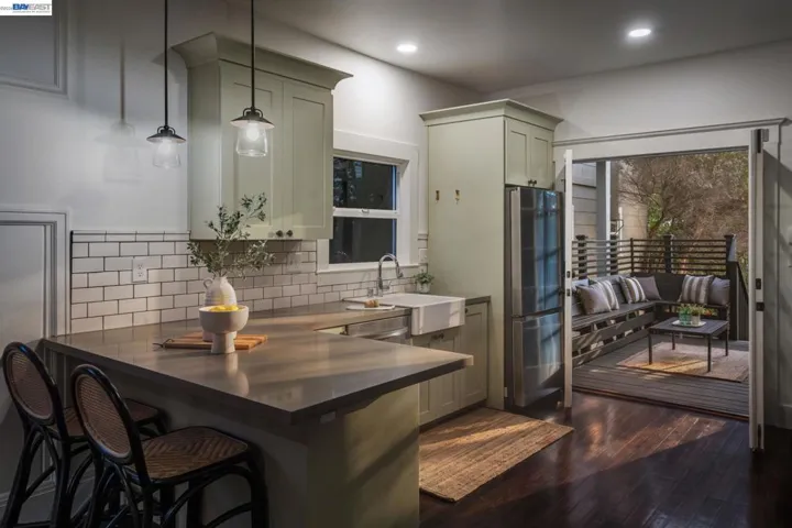 815 45th St, Oakland, California 94608
