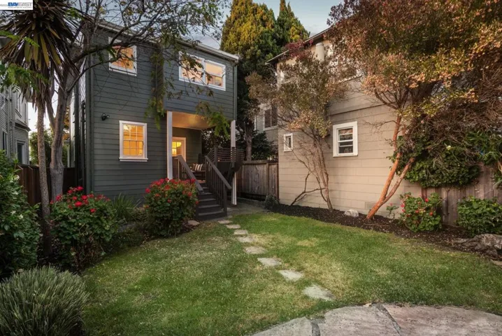 815 45th St, Oakland, California 94608