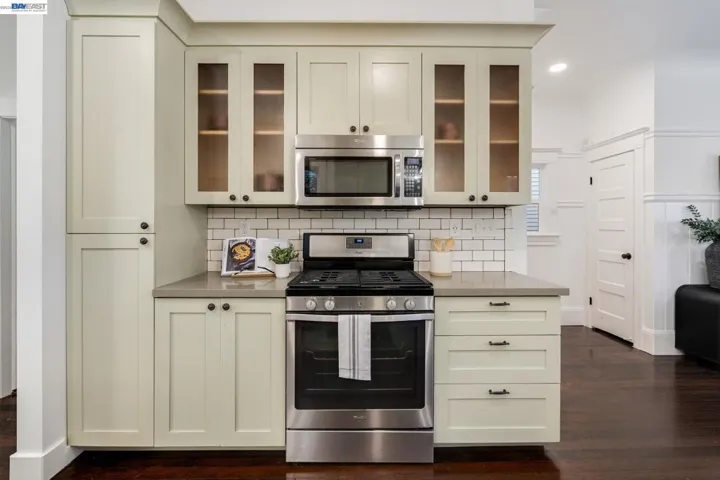 815 45th St, Oakland, California 94608