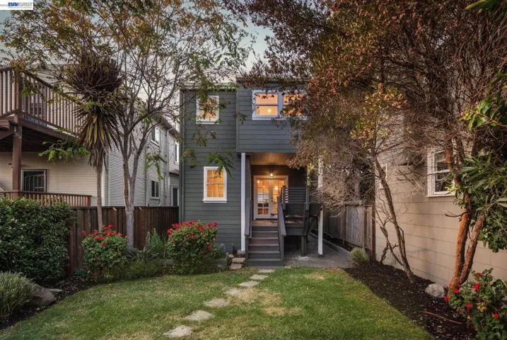 815 45th St, Oakland, California 94608