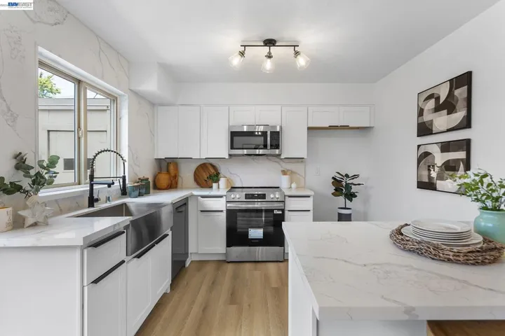 14715 Doolittle Dr, San Leandro, California 94577