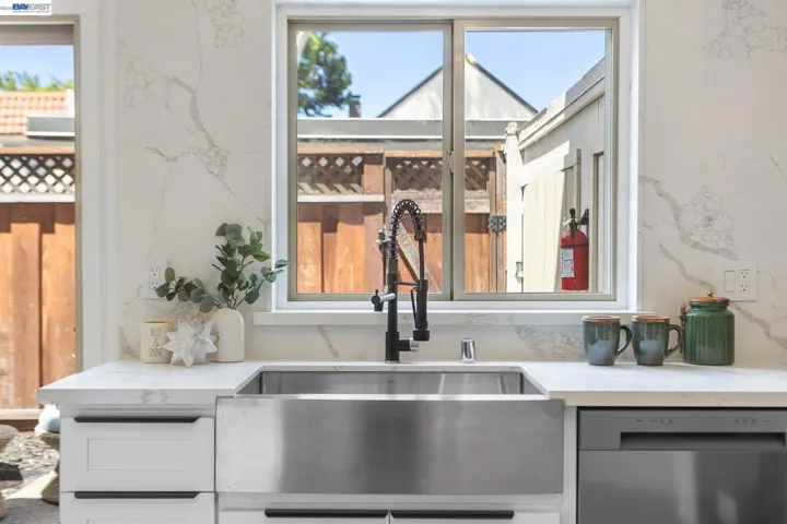 14715 Doolittle Dr, San Leandro, California 94577