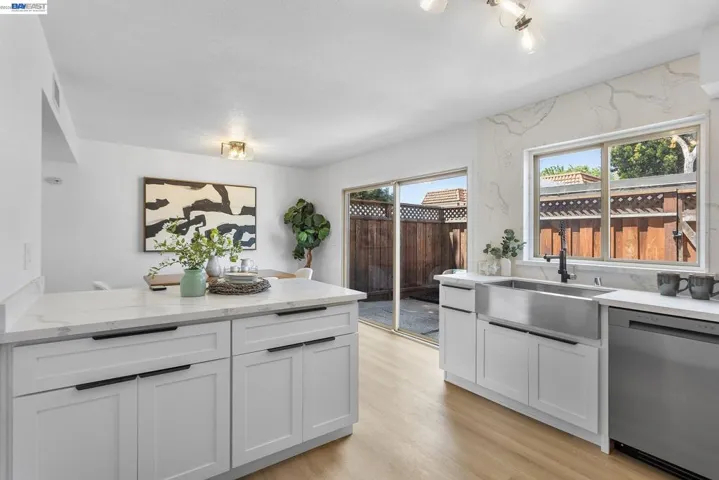 14715 Doolittle Dr, San Leandro, California 94577