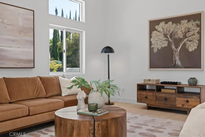 21811 San Jose Street, Chatsworth, California 91311