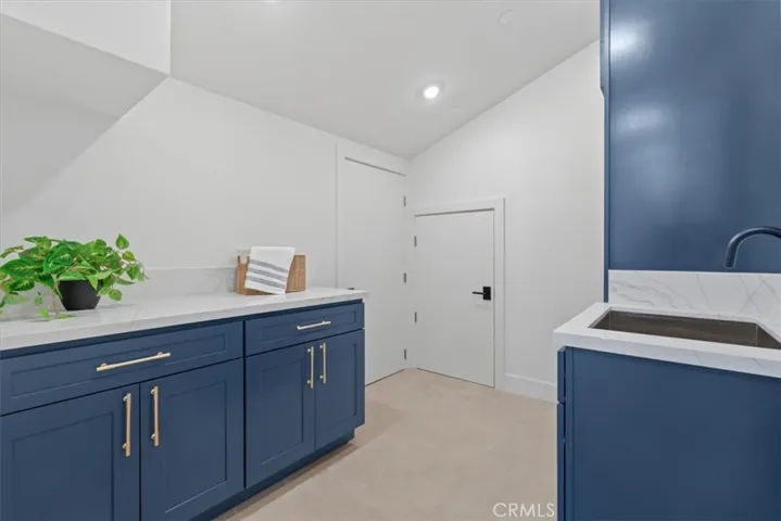 21811 San Jose Street, Chatsworth, California 91311