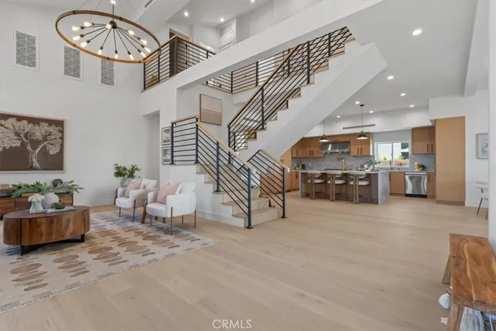 21811 San Jose Street, Chatsworth, California 91311