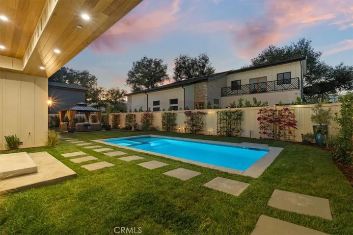 21811 San Jose Street, Chatsworth, California 91311