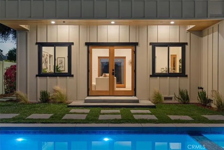 21811 San Jose Street, Chatsworth, California 91311