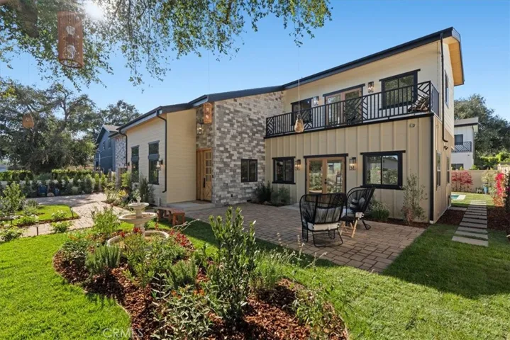21811 San Jose Street, Chatsworth, California 91311