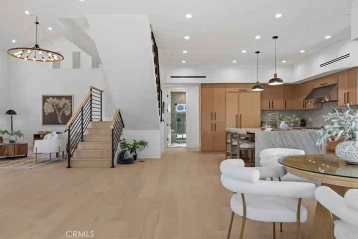21811 San Jose Street, Chatsworth, California 91311