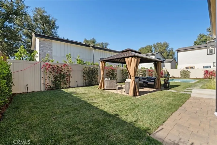 21811 San Jose Street, Chatsworth, California 91311