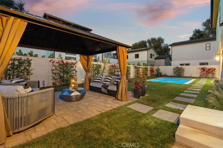21811 San Jose Street, Chatsworth, California 91311
