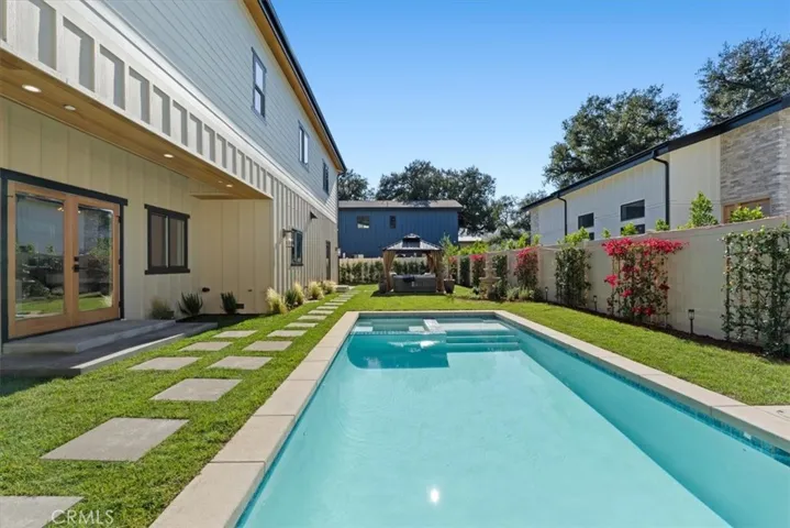 21811 San Jose Street, Chatsworth, California 91311