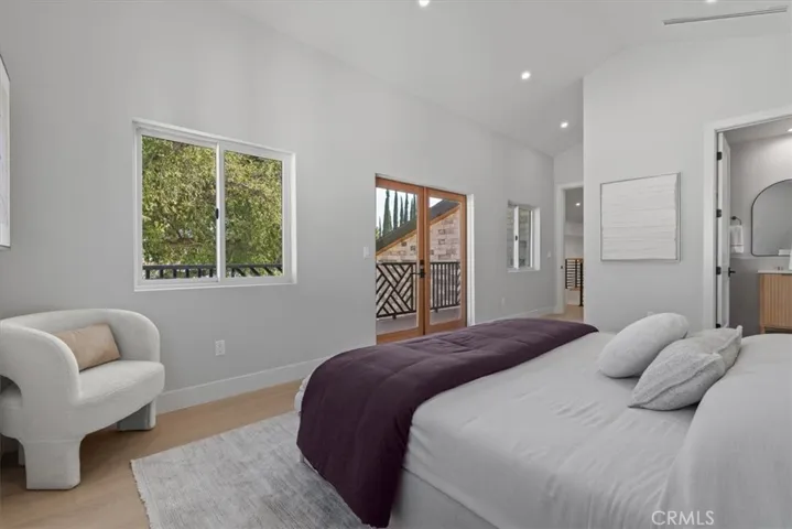 21811 San Jose Street, Chatsworth, California 91311