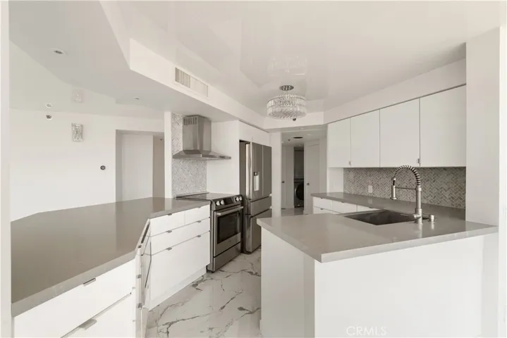 222 Monterey Road, Glendale, California 91206