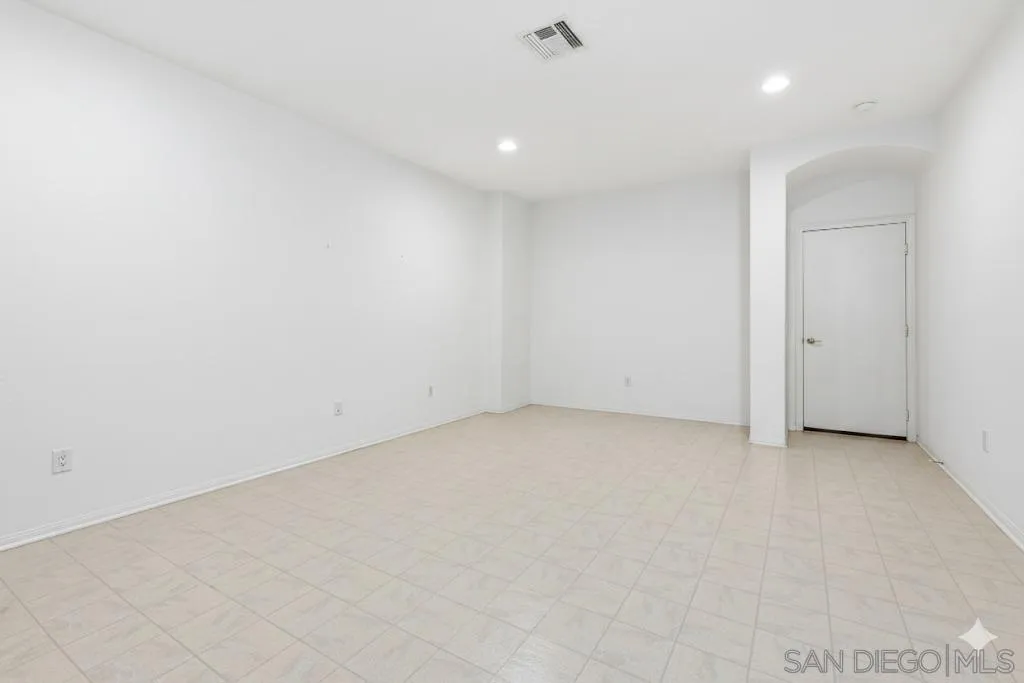 Unfurnished with AI Unfurnished with AI