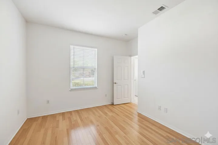 Unfurnished with AI