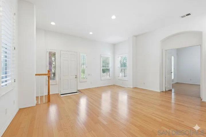 Unfurnished with AI
