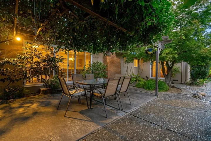924 Kamsack Court, Sunnyvale, California 94087
