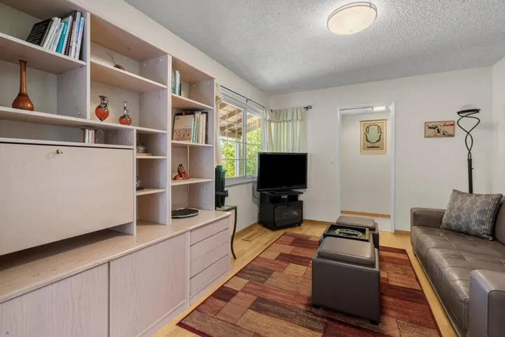 924 Kamsack Court, Sunnyvale, California 94087
