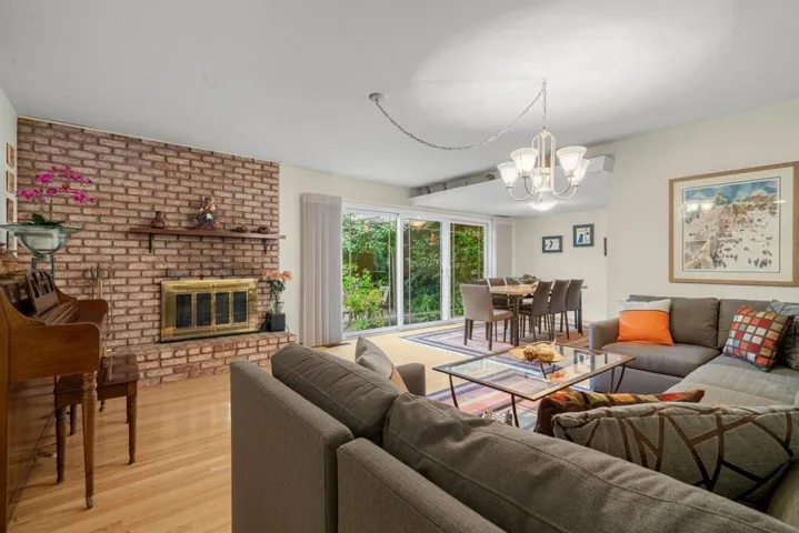 924 Kamsack Court, Sunnyvale, California 94087