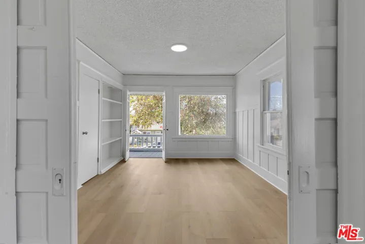 372 W 11th Street, Los Angeles, California 90015