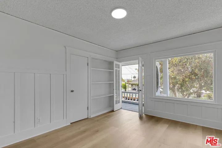 372 W 11th Street, Los Angeles, California 90015