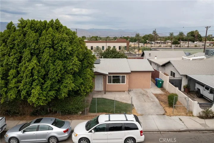 52425 Jennifer, Coachella, California 92236