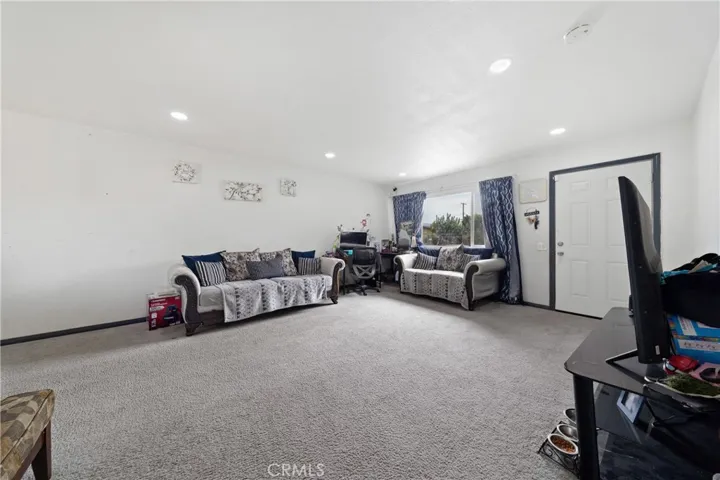 52425 Jennifer, Coachella, California 92236