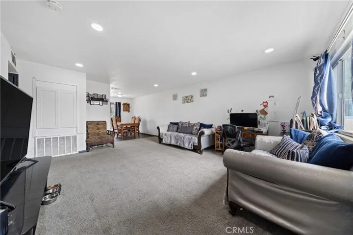 52425 Jennifer, Coachella, California 92236