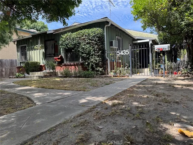 5431 Troost, Valley Glen, California 91601