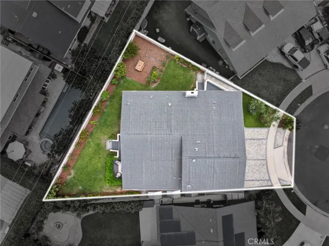Large~ End of Cul De Sac Lot