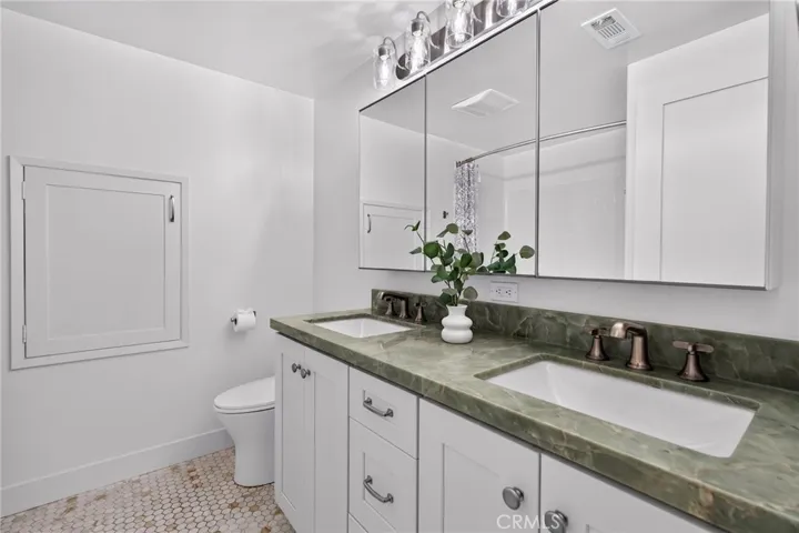 Upstairs Bathroom
