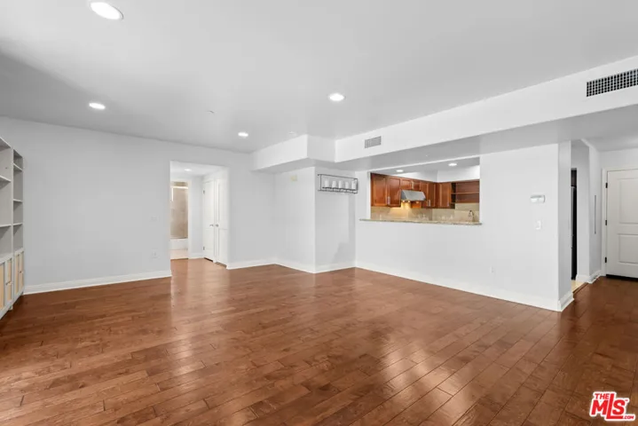 8238 W Manchester Avenue 209, Playa Del Rey, California 90293