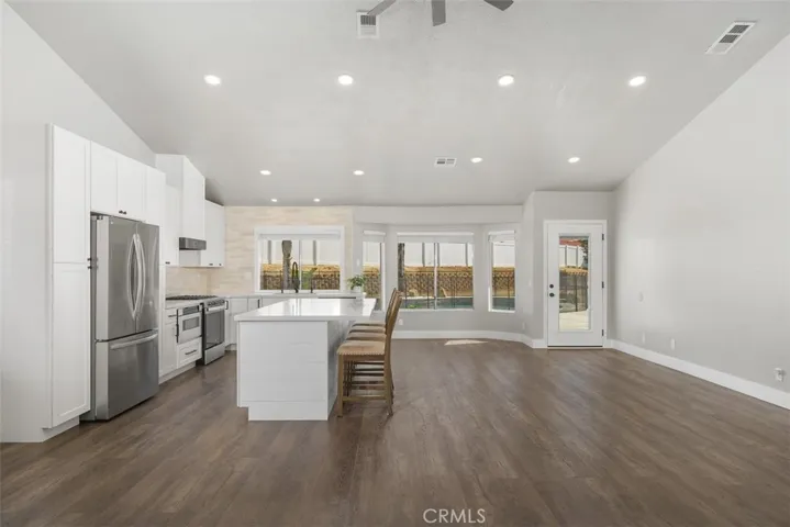 22816 Supa Court, Wildomar, California 92595