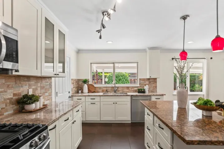 837 Nectarine Avenue, Sunnyvale, California 94087