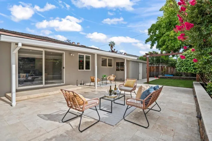 837 Nectarine Avenue, Sunnyvale, California 94087