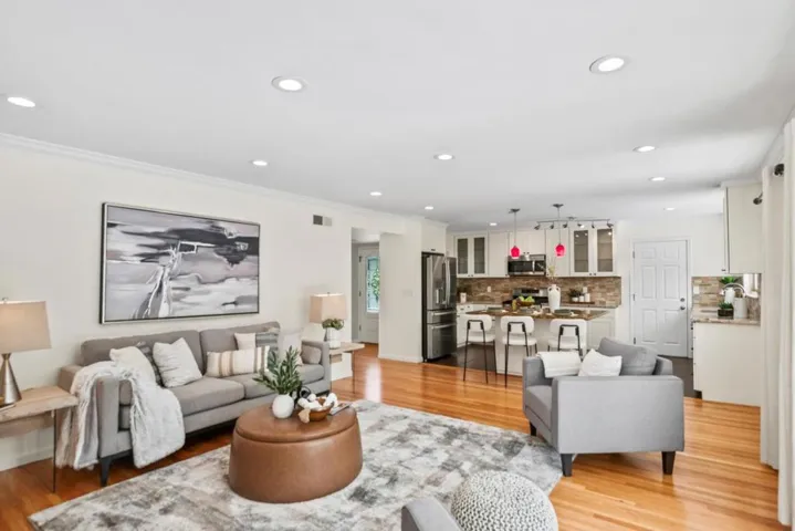 837 Nectarine Avenue, Sunnyvale, California 94087