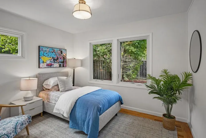 1690 Nilda Avenue, Mountain View, California 94040