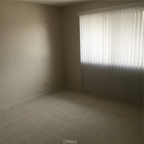21461 Nisqually Road, Apple Valley, California 92308