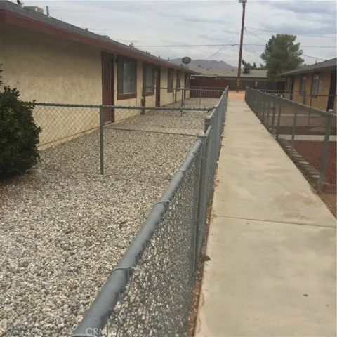 21461 Nisqually Road, Apple Valley, California 92308