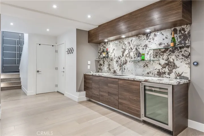 Wet bar