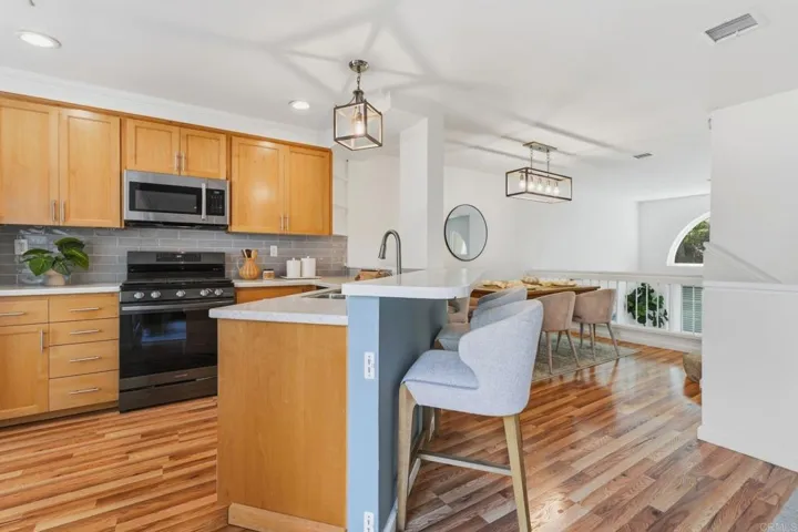 9230 Lake Murray Boulevard F, San Diego, California 92119