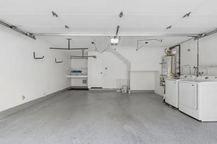 9230 Lake Murray Boulevard F, San Diego, California 92119