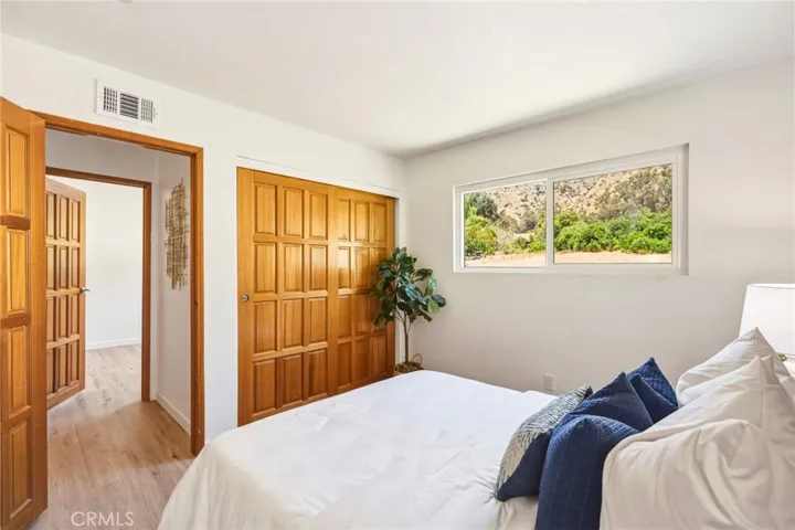 Bedroom 2 with mountain views