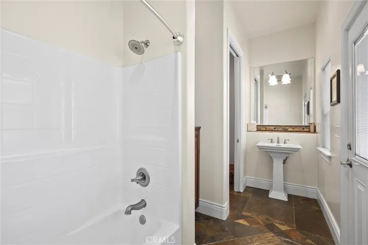 8120 Cohasset, Chico, California 95973