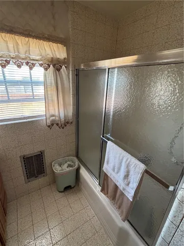 2403 W 116th, Hawthorne, California 90250