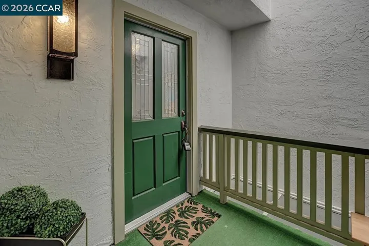 1309 Skycrest Dr 5, Walnut Creek, California 94595