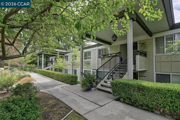1309 Skycrest Dr 5, Walnut Creek, California 94595