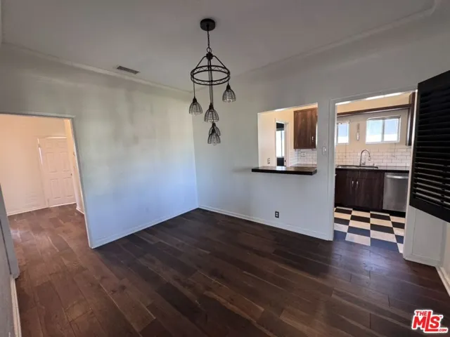 1425 S Curson Avenue, Los Angeles, California 90019